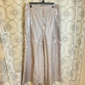 New Women's Stylewe Silver Pleated Pants Pockets Side Zipper Size 2XL